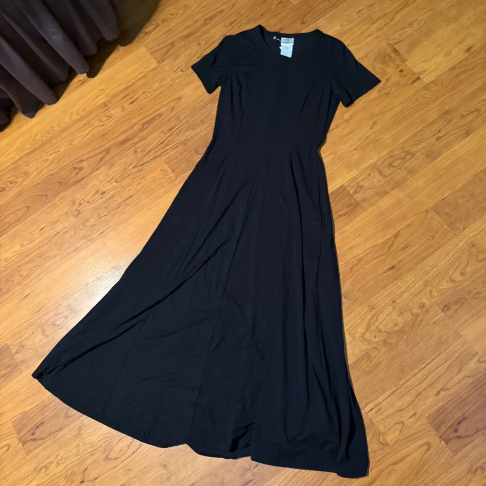 Vintage Laura Ashley Classic Black Short Sleeve Dress Fitted Whimsigoth Goth - Picture 2 of 12
